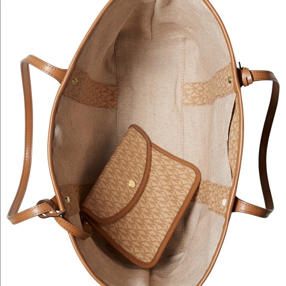 MK HANDBAG - Picture 3 of 3